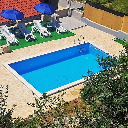 Holiday Home Dijamant Kučiće Eksteriør bilde